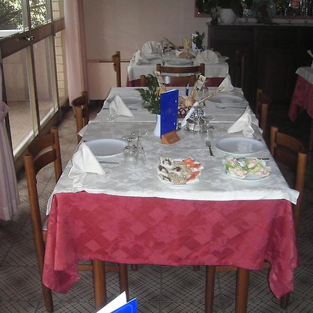 Hotel Marselli Ρίμινι Εξωτερικό φωτογραφία