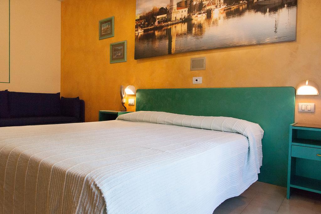 Hotel Marselli Ρίμινι Εξωτερικό φωτογραφία