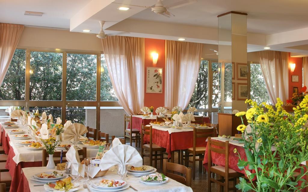 Hotel Marselli Ρίμινι Εξωτερικό φωτογραφία