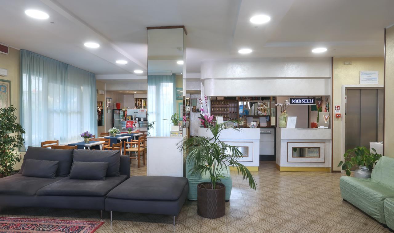 Hotel Marselli Ρίμινι Εξωτερικό φωτογραφία