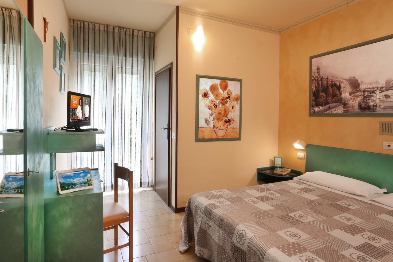 Hotel Marselli Ρίμινι Εξωτερικό φωτογραφία