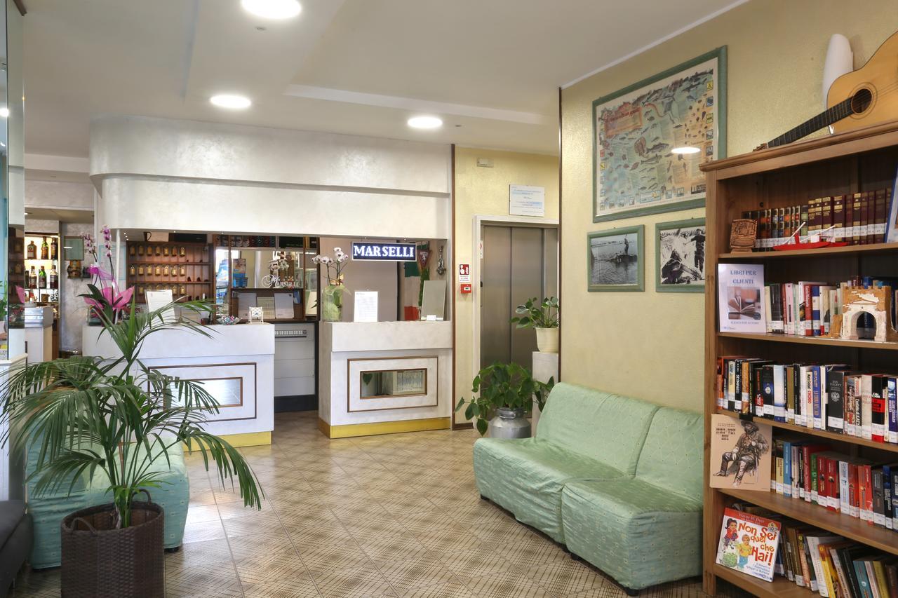 Hotel Marselli Ρίμινι Εξωτερικό φωτογραφία