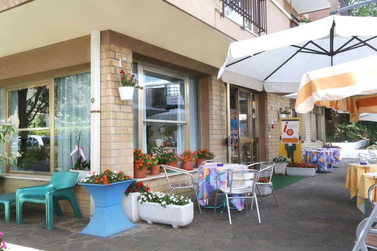 Hotel Marselli Ρίμινι Εξωτερικό φωτογραφία