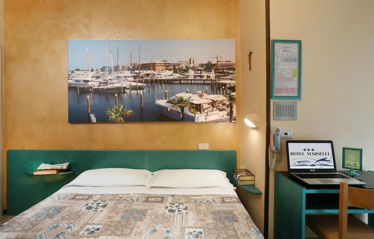 Hotel Marselli Ρίμινι Εξωτερικό φωτογραφία